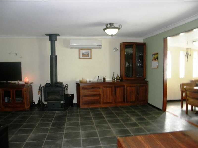 10 Dreyfus Street, Bridgetown WA 6255