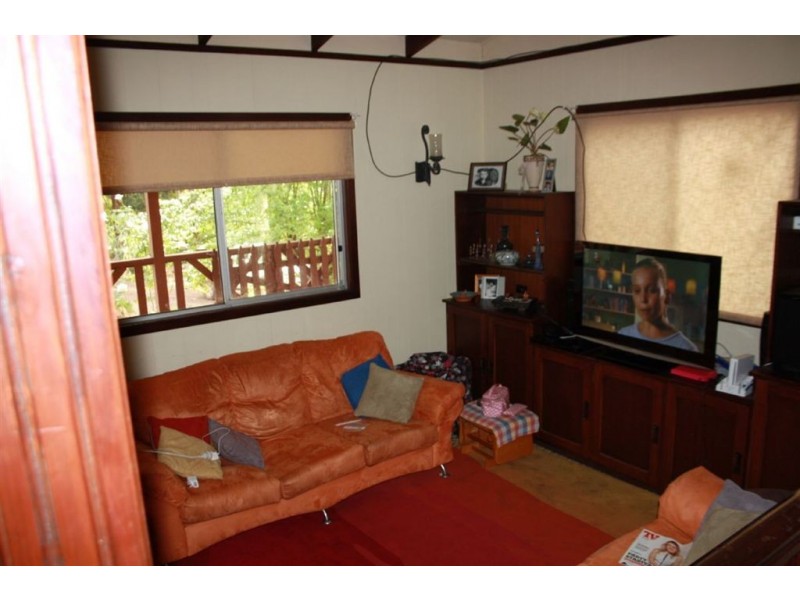 11 Hester Road, Hester WA 6255