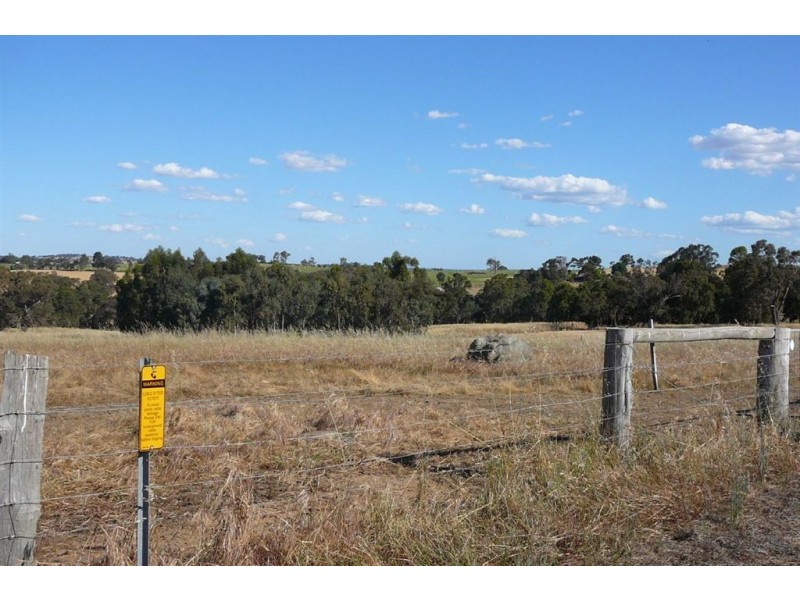 213 Ridge View Ave, Boyup Brook WA 6244