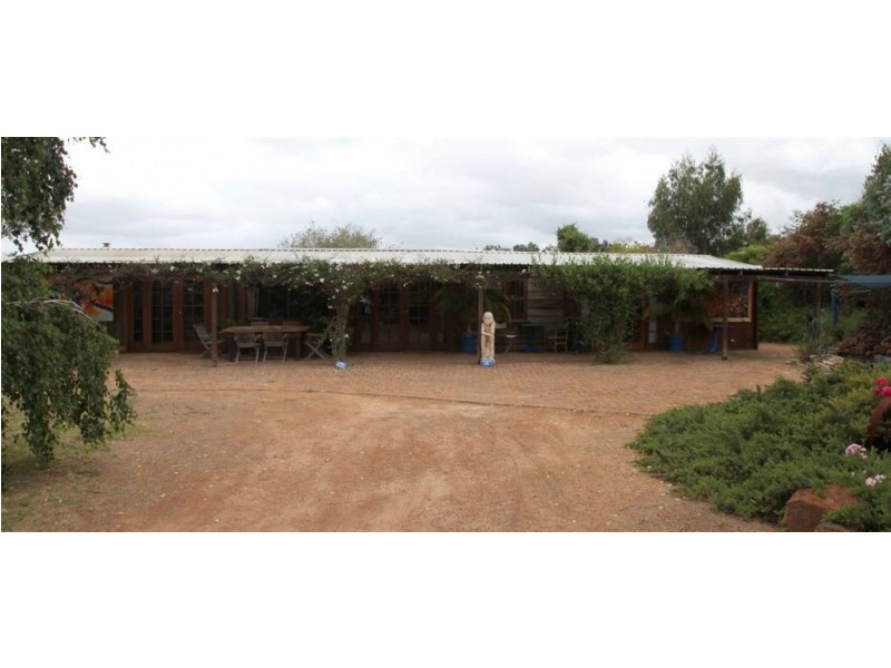 743 Peninsula Road, Bridgetown WA 6255