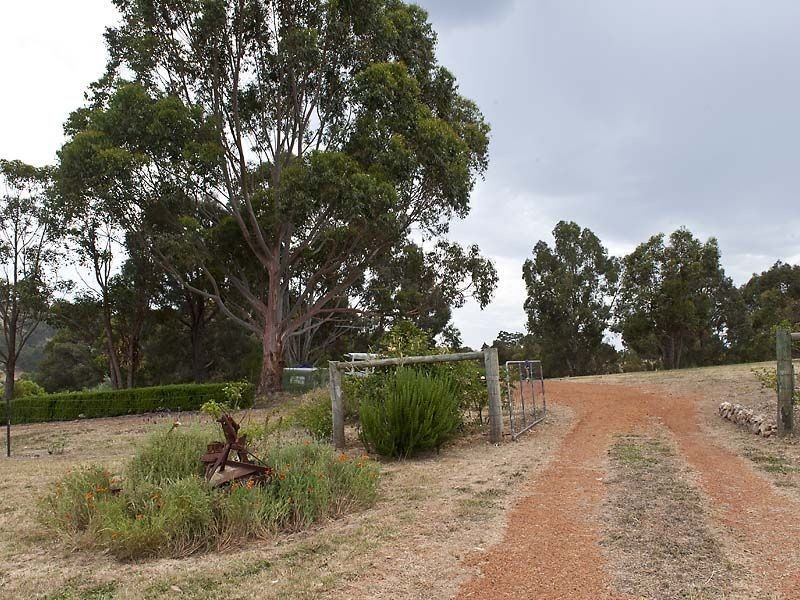 84 Bailey Heights, Balingup WA 6253