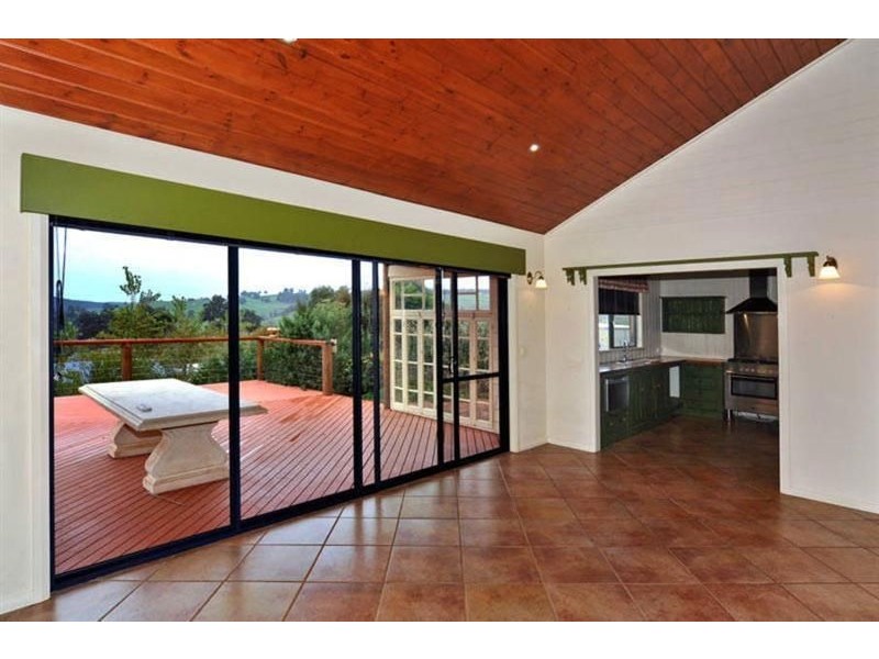 8 Rose Gum Court, Balingup WA 6253