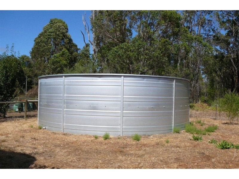 7 Giles Street, Wilga WA 6243