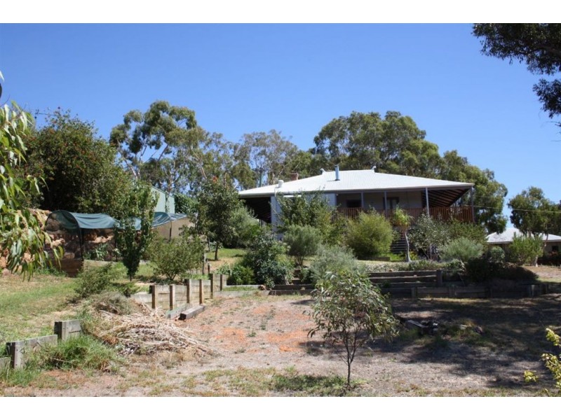 16 INGLIS STREET, Boyup Brook WA 6244
