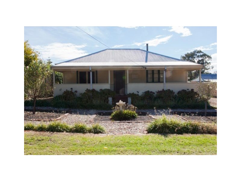 42 BARRON STREET, Boyup Brook WA 6244
