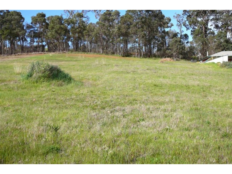 16 EWING PLACE, Bridgetown WA 6255