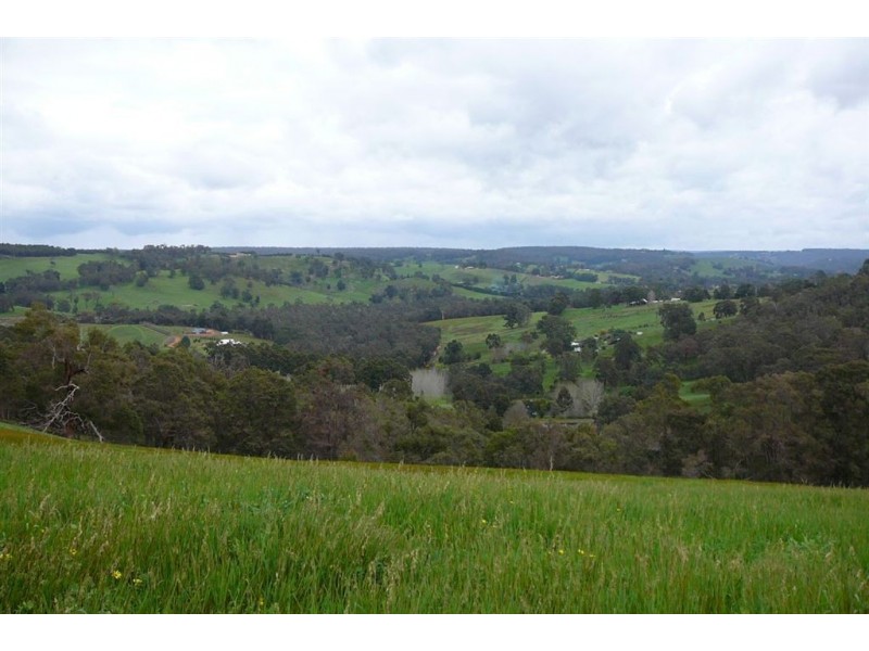 132 GOLDEN ASH RISE, Bridgetown WA 6255