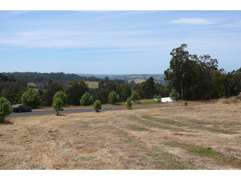 4 MANOR RIDGE, Bridgetown WA 6255