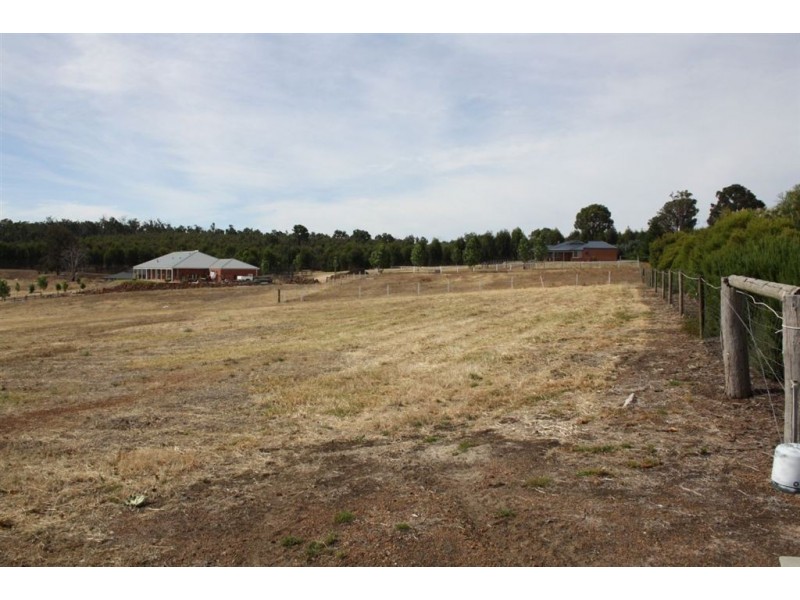 424 GLENEAGLES DRIVE, Bridgetown WA 6255