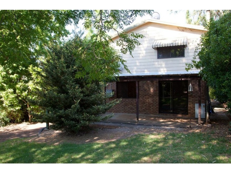 17 McALINDEN STREET, Bridgetown WA 6255