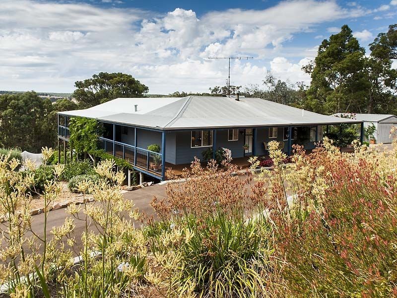 35 ROKEWOOD HEIGHTS, Bridgetown WA 6255