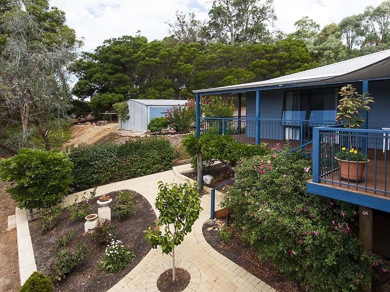 35 ROKEWOOD HEIGHTS, Bridgetown WA 6255