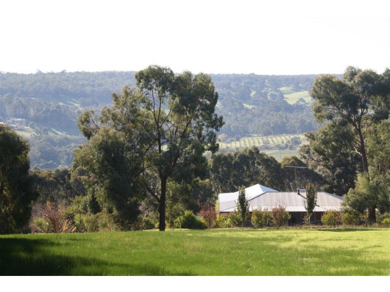 35 ROKEWOOD HEIGHTS, Bridgetown WA 6255