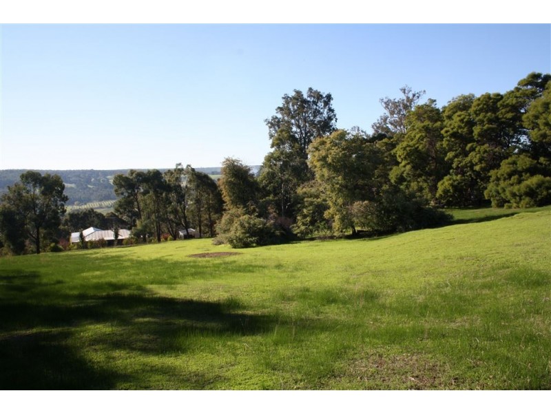 35 ROKEWOOD HEIGHTS, Bridgetown WA 6255