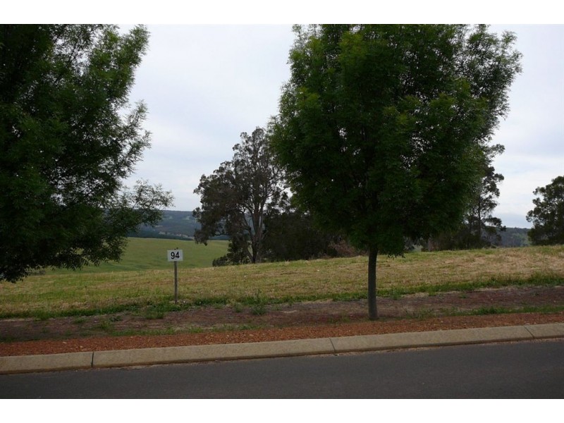 94 ROBINIA WAY, Bridgetown WA 6255