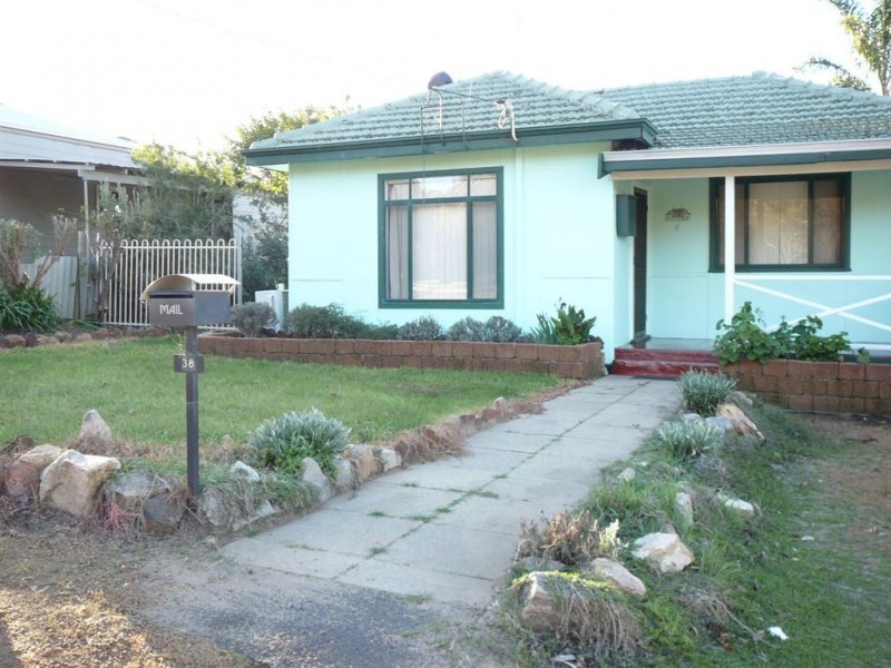 38 Barron Street, Boyup Brook WA 6244