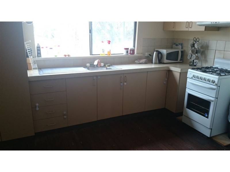 17 Inglis Street, Boyup Brook WA 6244