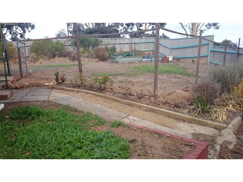 17 Inglis Street, Boyup Brook WA 6244