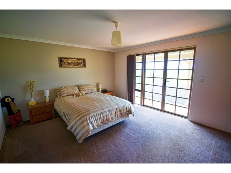 15 FLINTOFF ROAD, Bridgetown WA 6255