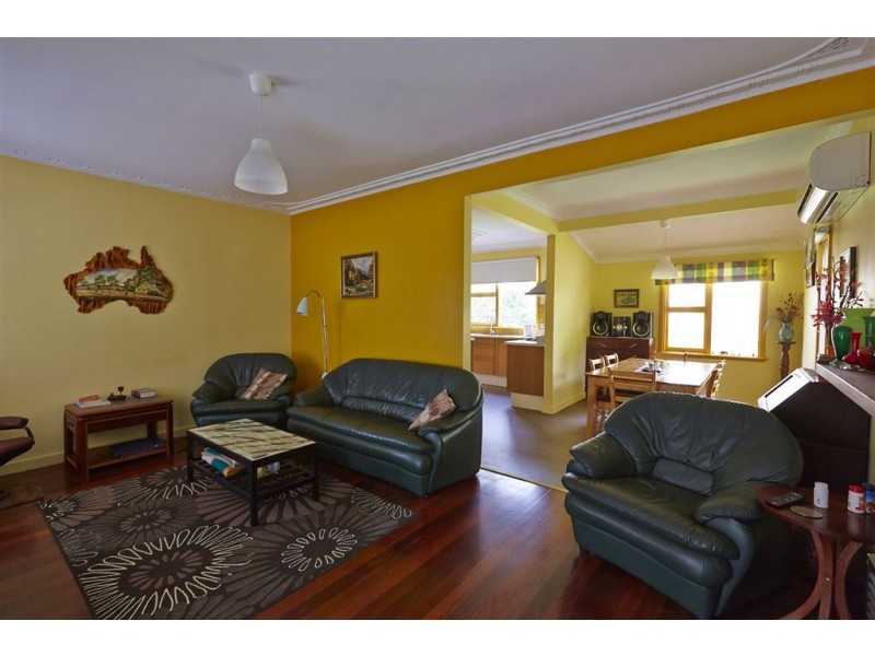 2 PADBURY RD, Bridgetown WA 6255