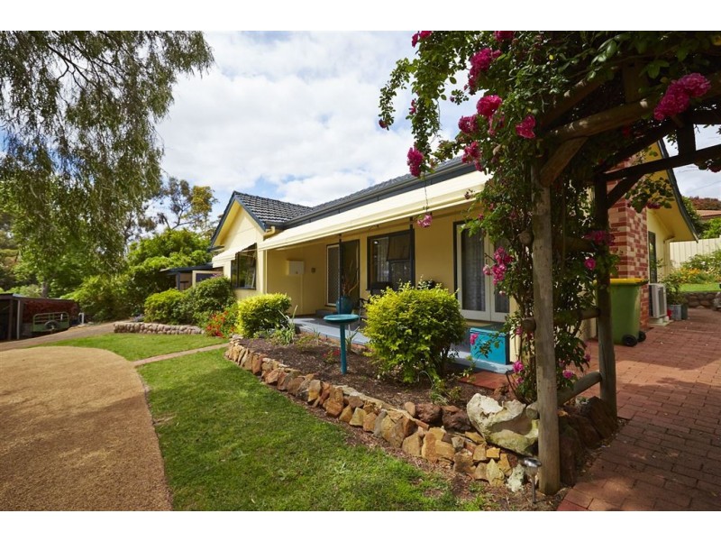 2 PADBURY RD, Bridgetown WA 6255