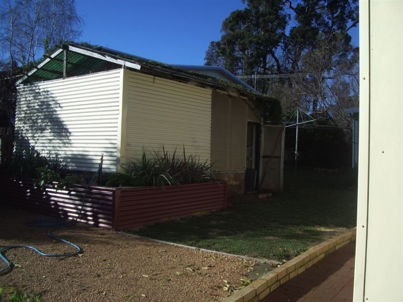 2 PADBURY RD, Bridgetown WA 6255