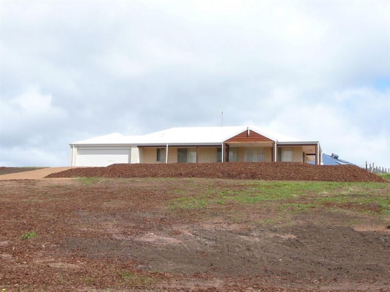 8 Manor Ridge, Bridgetown WA 6255