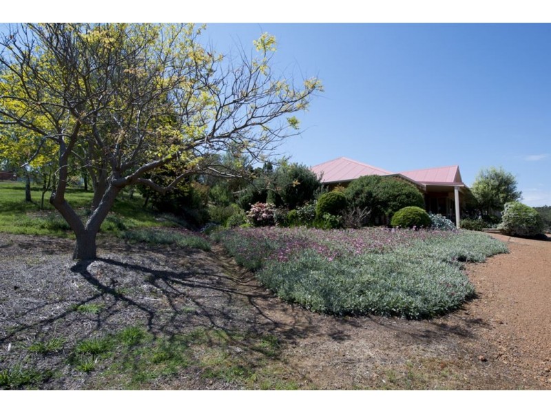 15 LANSDOWNE VIEW, Bridgetown WA 6255