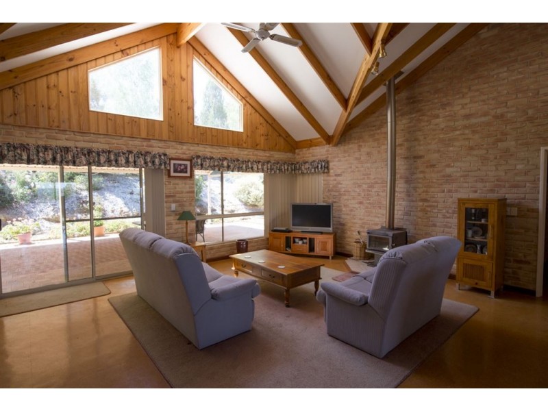 15 LANSDOWNE VIEW, Bridgetown WA 6255