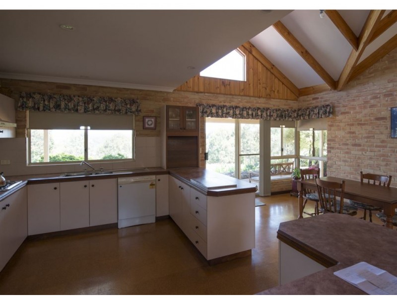 15 LANSDOWNE VIEW, Bridgetown WA 6255