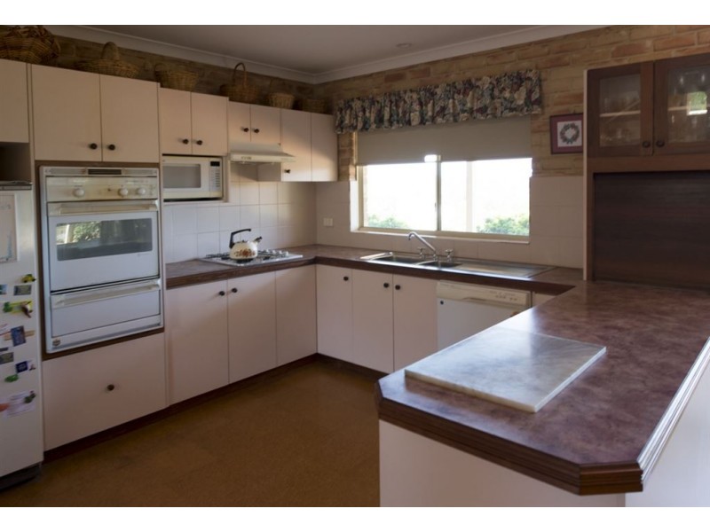 15 LANSDOWNE VIEW, Bridgetown WA 6255