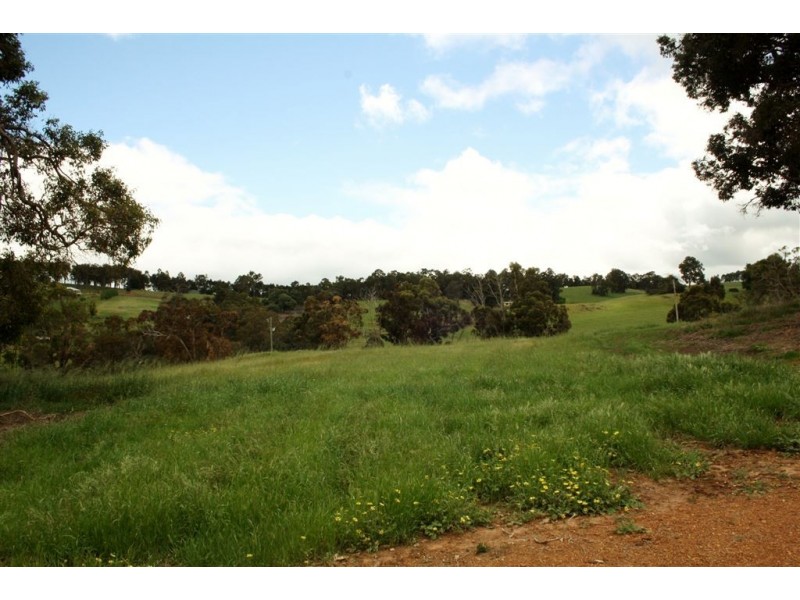 109 ROBINIA WAY, Bridgetown WA 6255