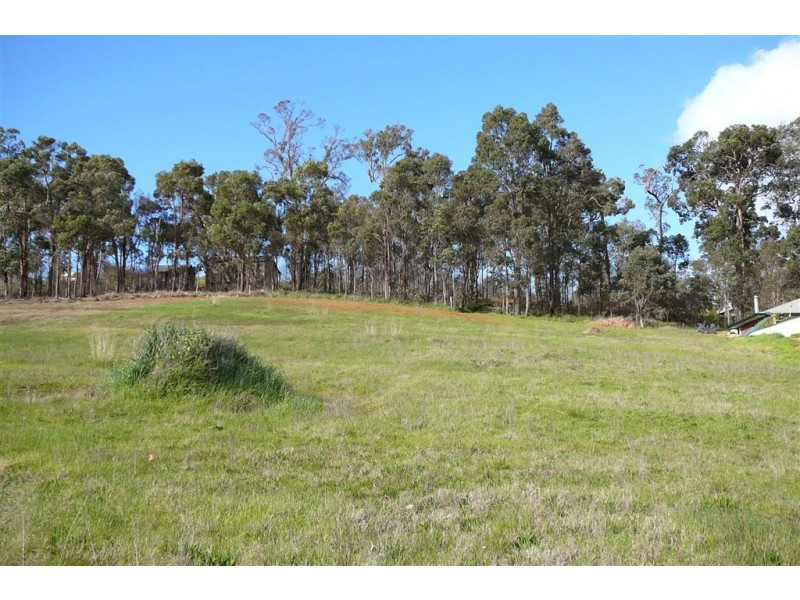 16 EWING PLACE, Bridgetown WA 6255