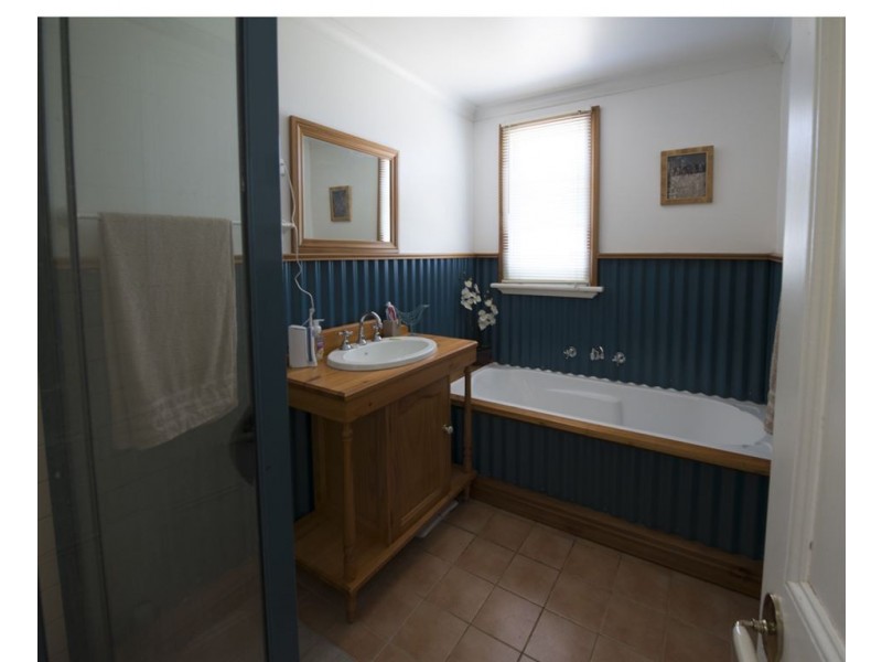 31 Railway Parade, Boyup Brook WA 6244