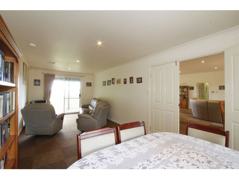 11 HILLCREST RISE, Bridgetown WA 6255
