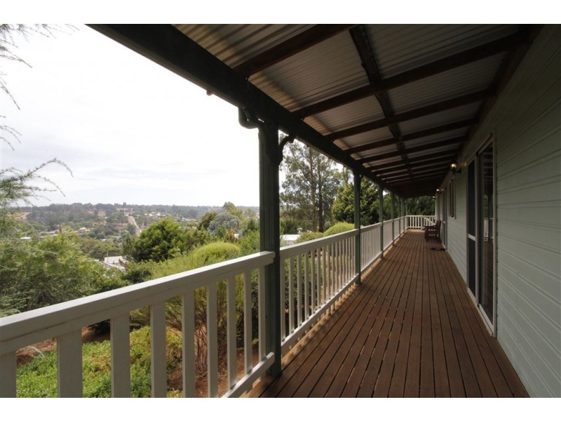 11 HILLCREST RISE, Bridgetown WA 6255