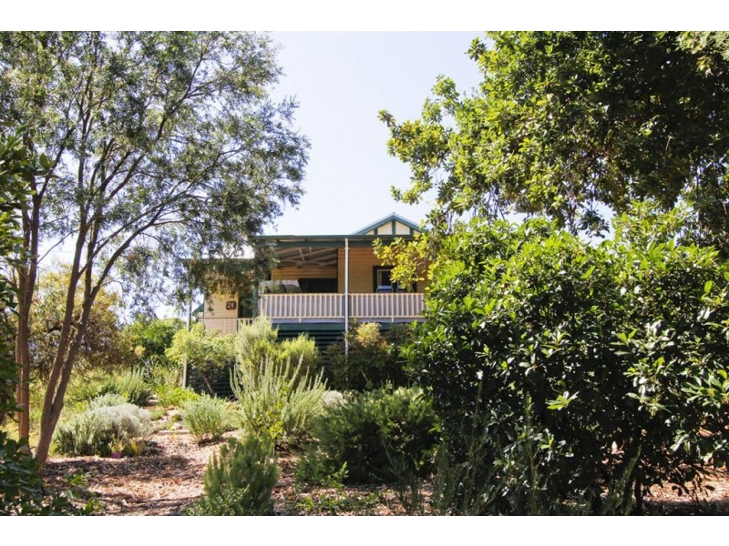 24 HAMPTON STREET, Bridgetown WA 6255