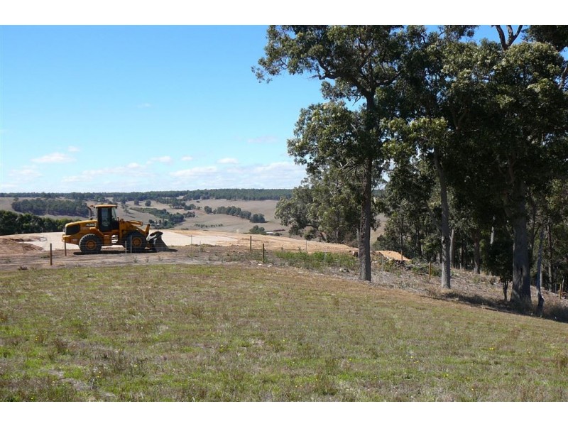 96 ROBINIA WAY, Bridgetown WA 6255