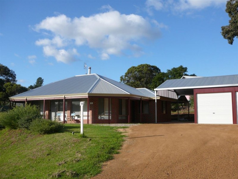 19 DEARLE STREET, Balingup WA 6253