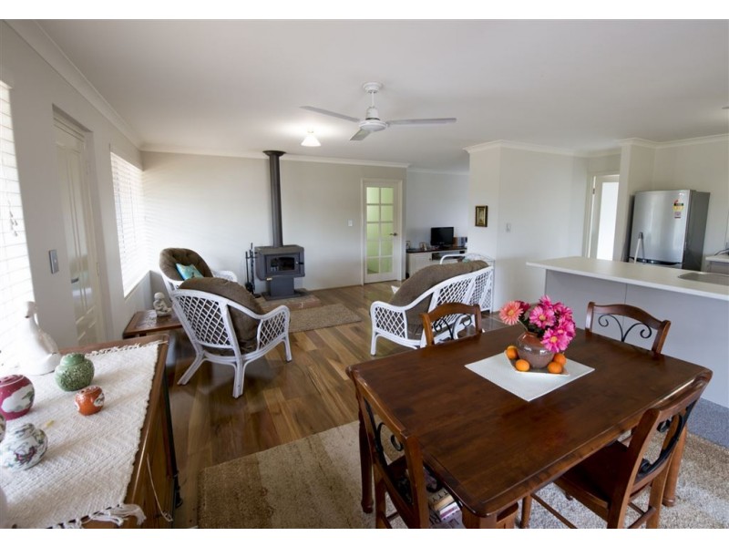 6 Railway Tce, Bridgetown WA 6255