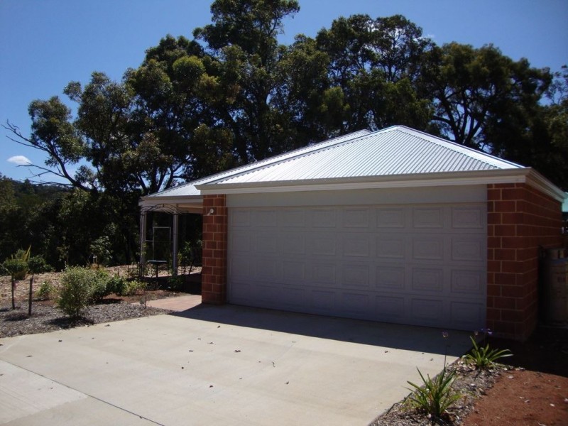 6 Railway Tce, Bridgetown WA 6255