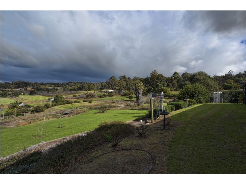 51 Peninsula Road, Bridgetown WA 6255