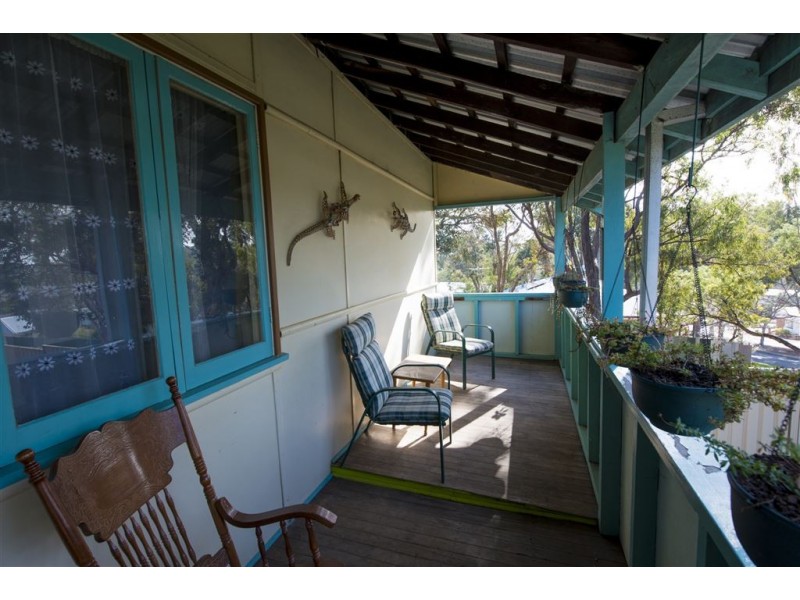 17 Inglis Street, Boyup Brook WA 6244