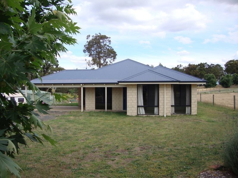 7 Balmoral Drive, Bridgetown WA 6255