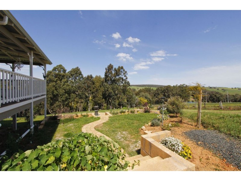 6 LEFROY ROAD, Bridgetown WA 6255