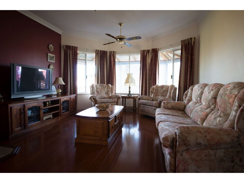 27 Balmoral Drive, Bridgetown WA 6255