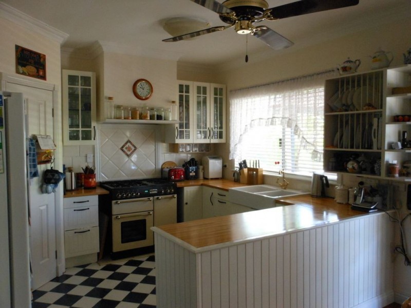 27 Balmoral Drive, Bridgetown WA 6255