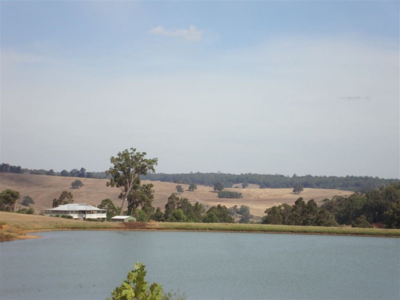 20 Lakeview Crescent, Bridgetown WA 6255