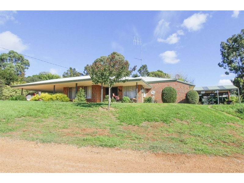 8 Scott St, Bridgetown WA 6255