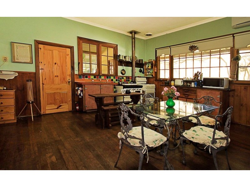 61 RIFLE RANGE RD, Bridgetown WA 6255